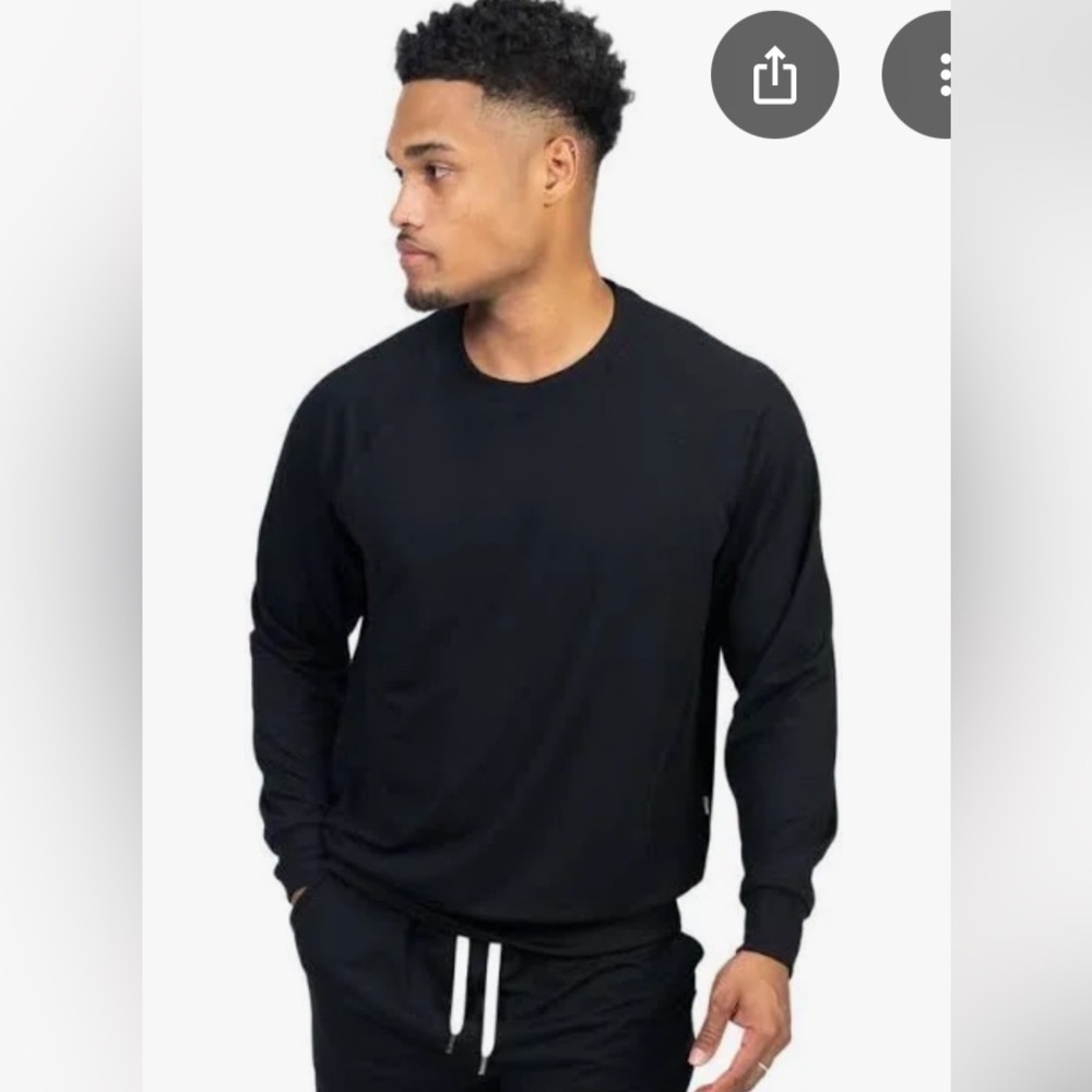 NWT Feat unisex medium Black Roam Crew Neck long sleeve Shirt